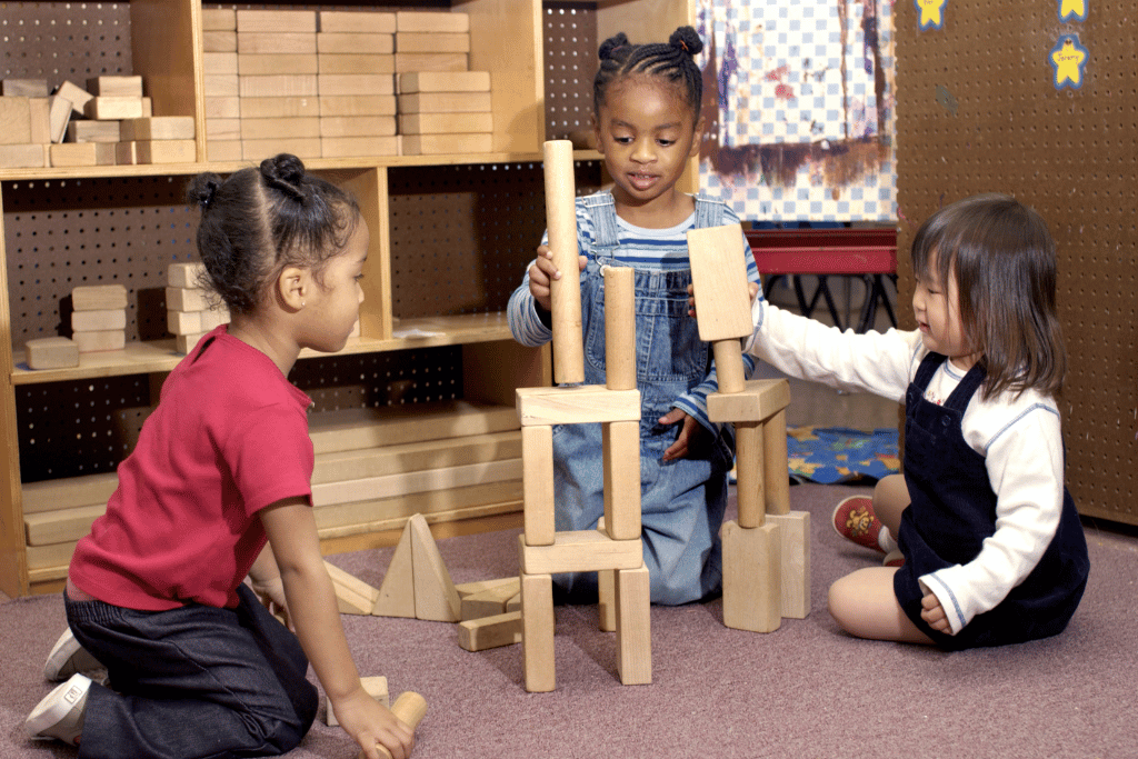 Reggio Emilia Approach Builds Creative Thinkers